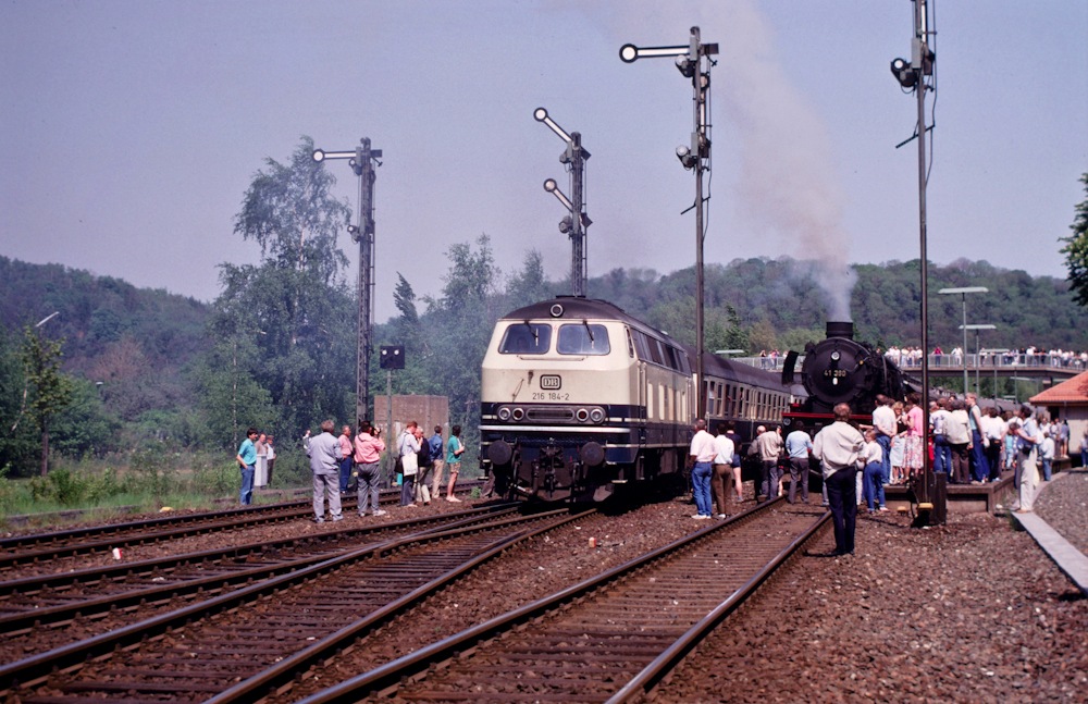 http://images.bahnstaben.de/HiFo/00011_1988 - 150 Jahre Braunschweigische Staatsbahn/6233363139356339.jpg